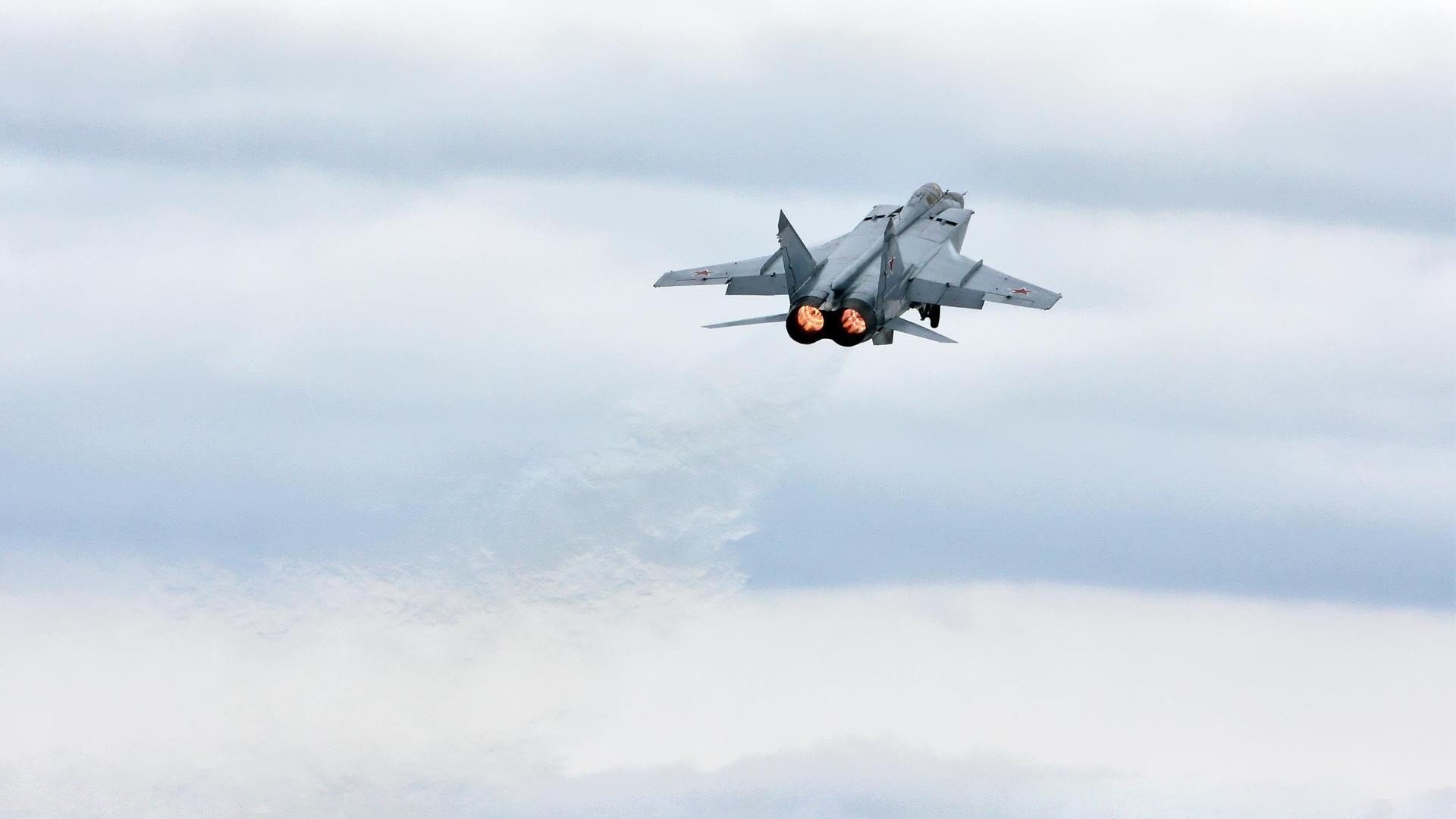 _零重力运动体验:在太空中漂浮的快感_,零重力太空使命纪录片