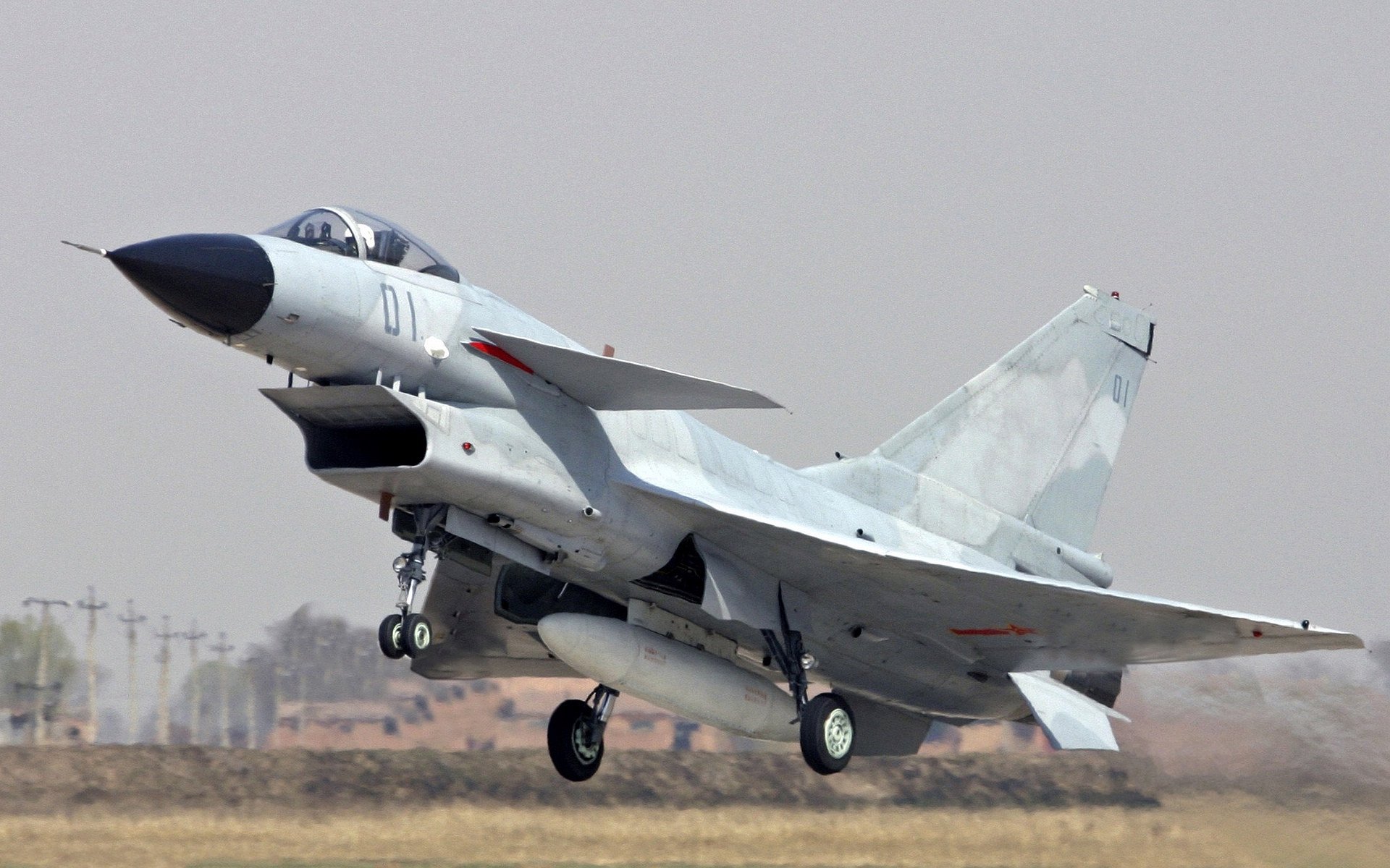 葡萄牙马术协会与国际马术联合会合作,举办国际马术交流活动,促进技术交流。