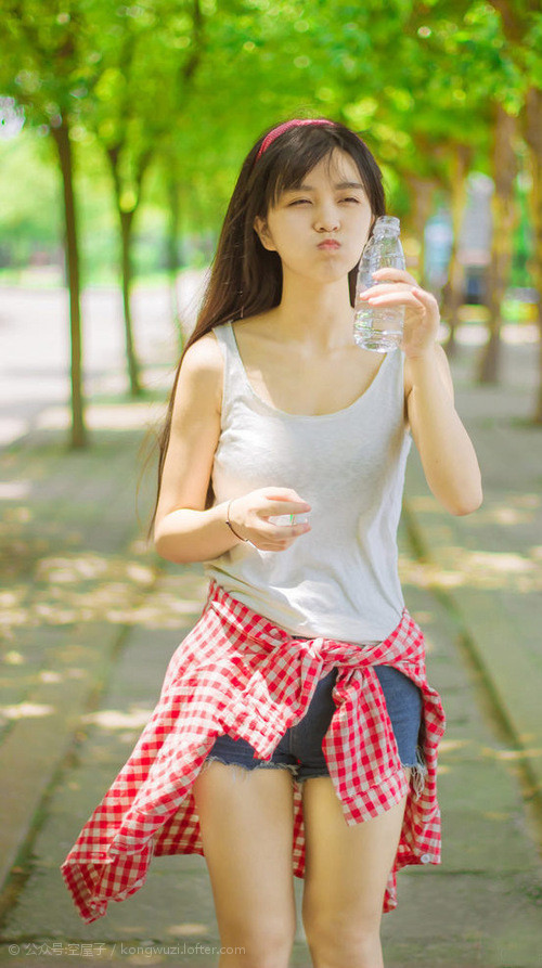 巴黎圣日耳曼客场大胜甘冈，提升士气，巴黎圣日耳曼对战