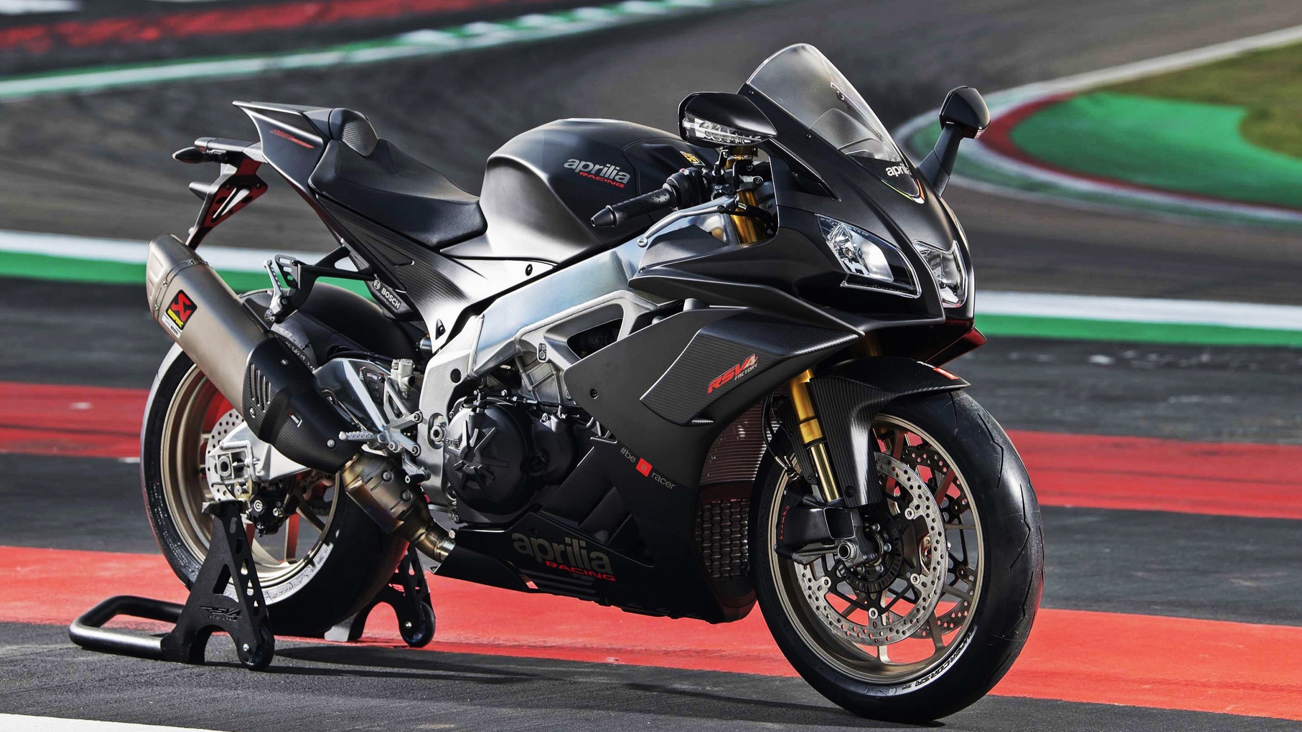 奥预赛中国队战平 球迷鼓励球队继续努力，奥预赛男足直播赛程