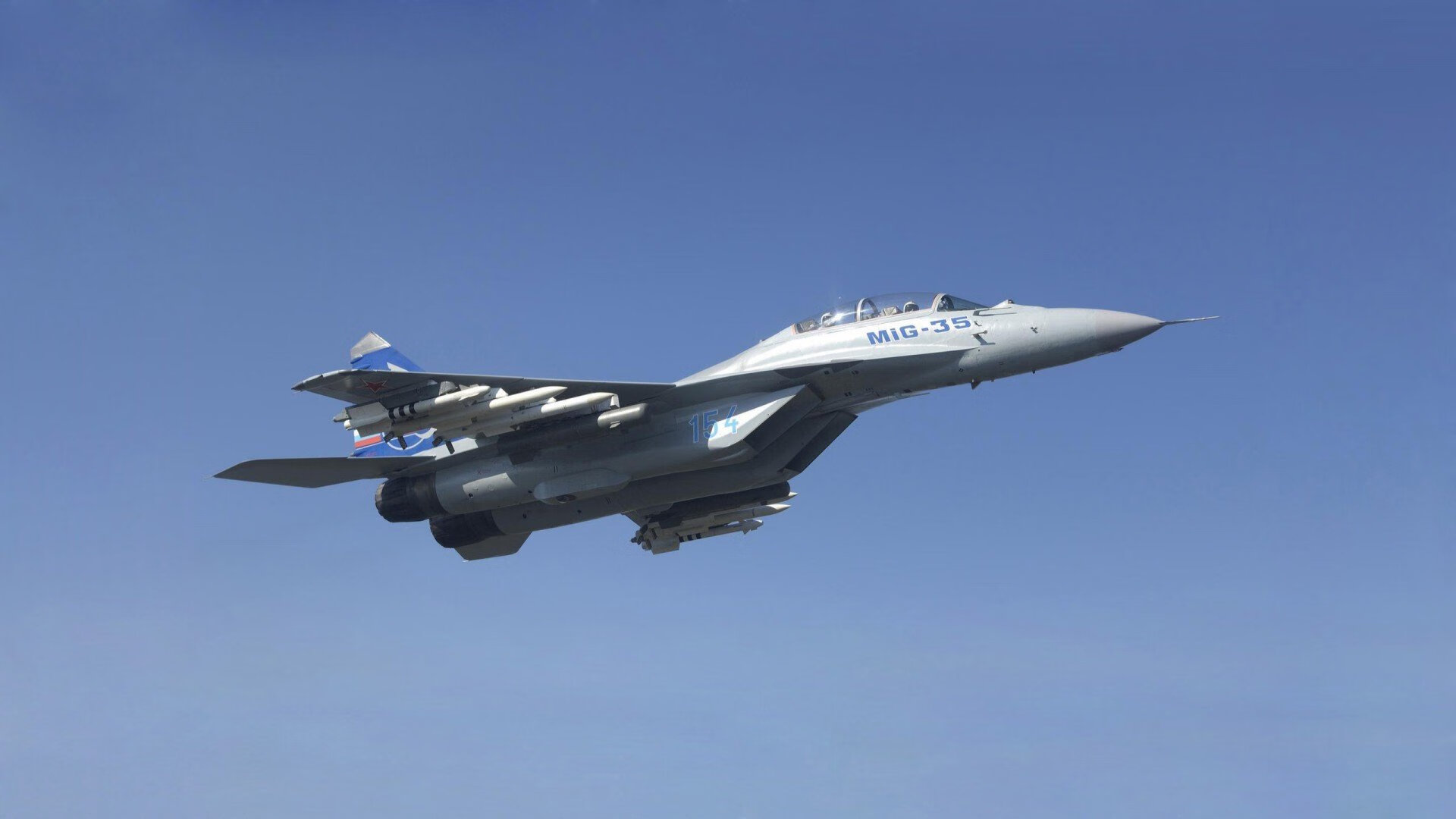 字母哥持续冲击篮下带动雄鹿内线优势，字母哥5年2.28亿续约雄鹿