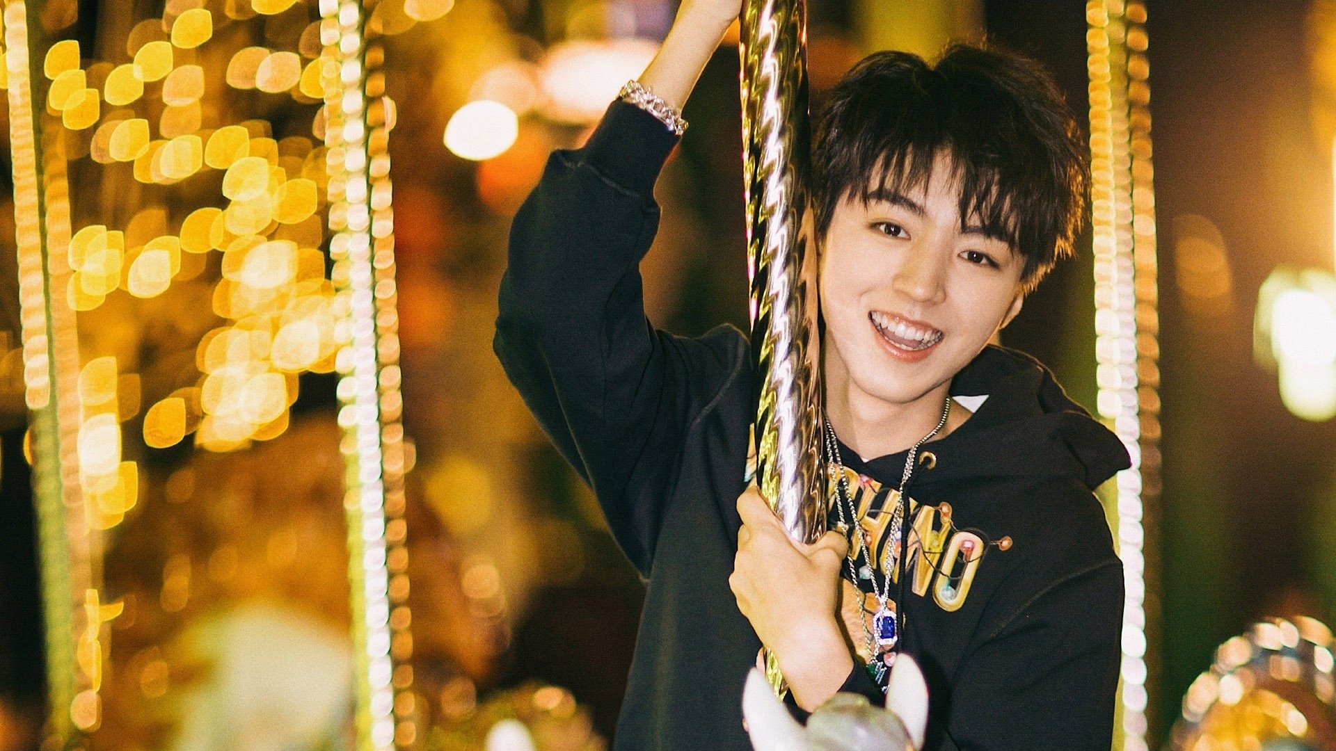 西甲神级门将：神扑多次救险引爆全场，西甲门将60米吊射